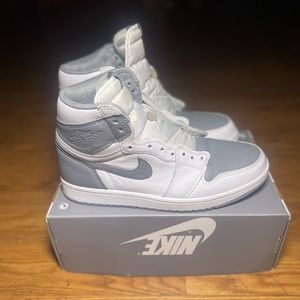 Size 9- Jordan 1 Retro High OG Stealth